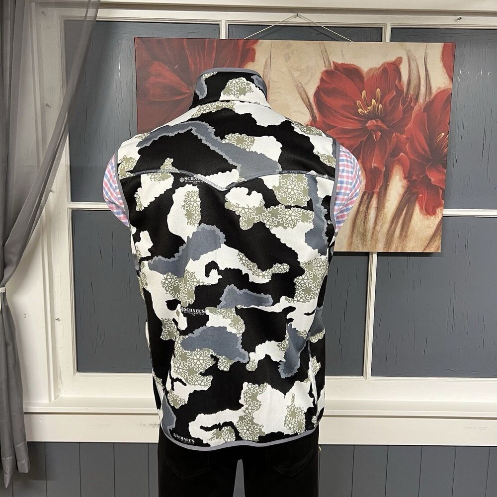 Schnee's Bozeman Montana Camo Softshell Vest Full Zip Fleece Lined Men Sz Medium - Picture 3 of 11
